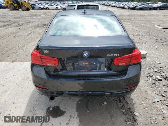 2016 BMW 3 Series 320i z VIN WBA8A9C53GK617979, wystawiony jako Copart lot #64687754 z przebiegiem 101 718 mil mil oraz Szkoda całkowita • Salvage title. Historia ofert i sprzedaży dostępna na DreamBid. Obrazek 6.