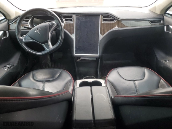2013 Tesla Model S with VIN 5YJSA1CG4DFP27301, listed as a Copart auction lot 85428544 with 139443 miles and Salvage Title. Bid and sale history available at carsss.com. Image 8.