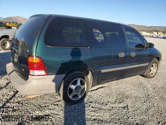 2001 Ford Windstar LX with VIN 2FMZA50401BB38265, listed as a Copart auction lot 47101675 with 229,486 mi miles and Salvage Title. Bid and sale history available at carsss.com. Image 3.