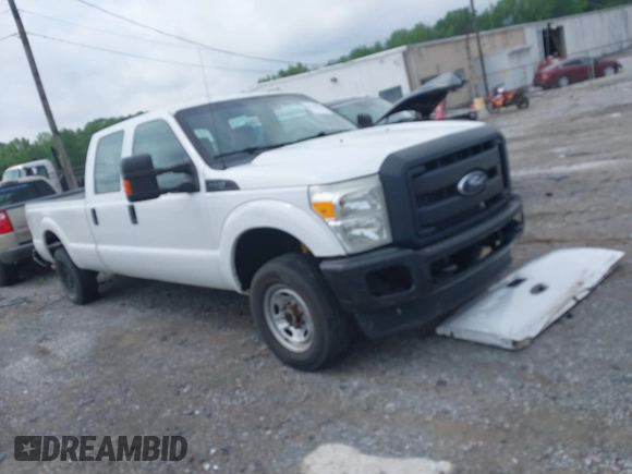 2015 Ford F-250 Lariat with VIN 1FT7W2B6XFEC33499, listed as a IAAI auction lot 42114064 with 215,314 mi miles and . Bid and sale history available at carsss.com. Image 1.