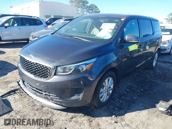 2018 Kia Sedona LX with VIN KNDMB5C18J6363478, listed as a IAAI auction lot 41687688 with 119,700 mi miles. Bid and sale history available at carsss.com. Image 17.