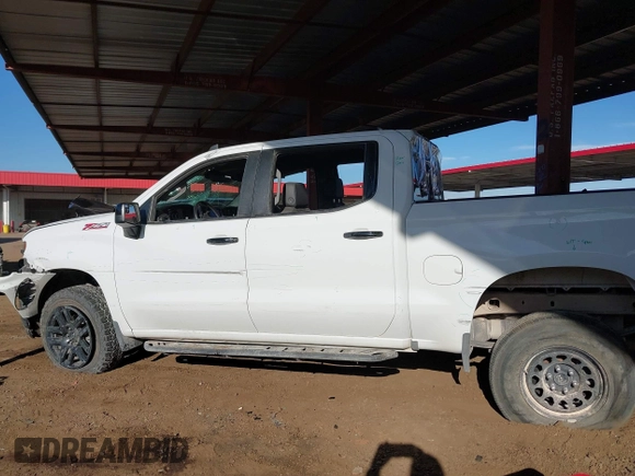 2021 Chevrolet Silverado 1500 LT Trail Boss with VIN 3GCPYFEL9MG371396, listed as a IAAI auction lot 41615937 with Not Provided miles and . Bid and sale history available at DreamBid. Image 14.