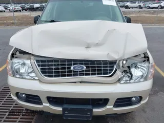 2005 Ford Explorer Limited with VIN 1FMDU75K75ZA67055, listed as a IAAI auction lot 41526428 with 128,335 mi miles and . Bid and sale history available at DreamBid. Image 6.