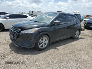 2022 Nissan Kicks S z VIN 3N1CP5BV1NL511552, wystawiony jako Copart lot #56140805 z przebiegiem 70 067 mil mil oraz Szkoda całkowita • Salvage title. Historia ofert i sprzedaży dostępna na DreamBid. Obrazek 1.