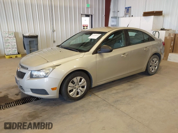 2014 Chevrolet Cruze LS with VIN 1G1PA5SH5E7231298, listed as a IAAI auction lot 42159916 with 179,921 mi miles and . Bid and sale history available at carsss.com. Image 2.