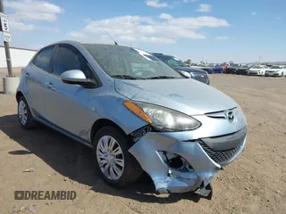 2013 Mazda 2 Sport z VIN JM1DE1KZ1D0162102, wystawiony jako IAAI lot #41752144 z przebiegiem 96 906 mil mil oraz . Historia ofert i sprzedaży dostępna na DreamBid. Obrazek 5.