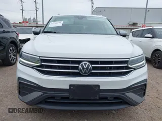 2024 Volkswagen Tiguan Wolfsburg Edition with VIN 3VV5B7AXXRM233917, listed as a IAAI auction lot 42780573 with 11,983 mi miles and . Bid and sale history available at DreamBid. Image 12.