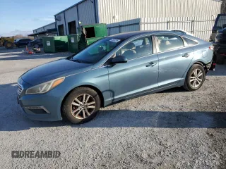 2015 Hyundai Sonata SE z VIN 5NPE24AF5FH142897, wystawiony jako Copart lot #43992395 z przebiegiem 92 531 mil mil oraz Szkoda całkowita • Salvage title. Historia ofert i sprzedaży dostępna na DreamBid. Obrazek 1.