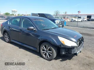 2013 Subaru Legacy Premium z VIN 4S3BMBG69D3026619, wystawiony jako IAAI lot #42155566 z przebiegiem 179 925 mil mil oraz . Historia ofert i sprzedaży dostępna na DreamBid. Obrazek 1.
