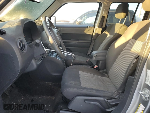 2015 Jeep Patriot Latitude with VIN 1C4NJPFB6FD377681, listed as a Copart auction lot 87102424 with Not Provided miles and Salvage Title. Bid and sale history available at DreamBid. Image 7.