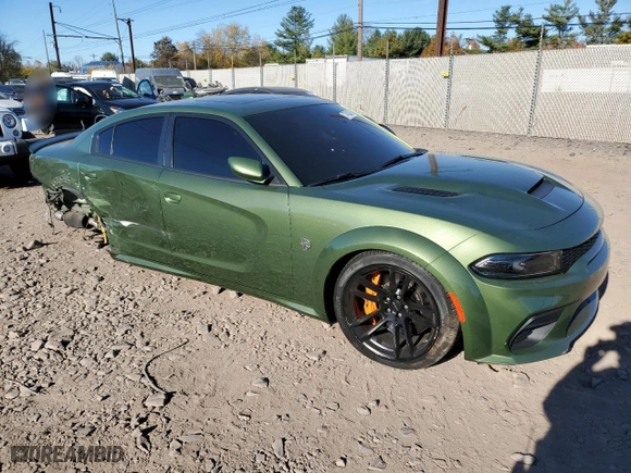 2022 Dodge Charger SRT Hellcat Widebody with VIN 2C3CDXL92NH136142, listed as a Copart auction lot 77452354 with 9,386 mi miles and Salvage Title. Bid and sale history available at carsss.com. Image 4.