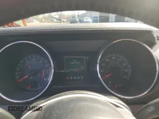 2015 Ford Mustang V6 z VIN 1FA6P8AM4F5383545, wystawiony jako Copart lot #51292175 z przebiegiem 88 673 mil mil oraz Szkoda całkowita • Salvage title. Historia ofert i sprzedaży dostępna na DreamBid. Obrazek 9.