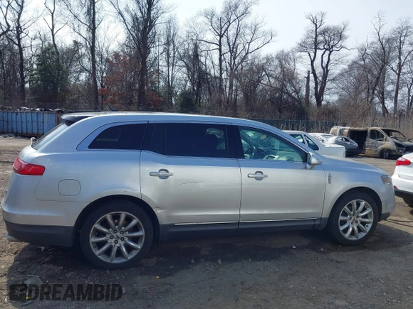2011 Lincoln MKT with VIN 2LMHJ5AR0BBJ50346, listed as a IAAI auction lot 41726833 with 203,523 mi miles and . Bid and sale history available at DreamBid. Image 13.
