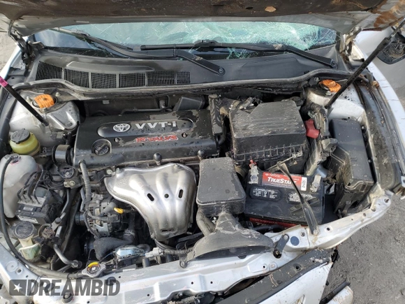 2008 Toyota Camry LE z VIN 4T1BE46K48U790865, wystawiony jako Copart lot #53522695 z przebiegiem 106 293 mil mil oraz Szkoda całkowita • Salvage title. Historia ofert i sprzedaży dostępna na DreamBid. Obrazek 11.