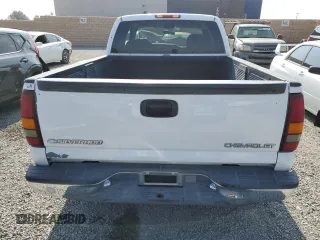 2000 Chevrolet Silverado 1500 LS with VIN 2GCEC19V0Y1122598, listed as a Copart auction lot 53875795 with 86,066 mi miles and Salvage Title. Bid and sale history available at DreamBid. Image 6.