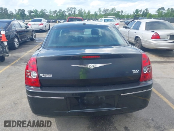 2010 Chrysler 300 Touring with VIN 2C3CA5CV3AH195530, listed as a IAAI auction lot 42103512 with 291,724 mi miles and . Bid and sale history available at DreamBid. Image 16.