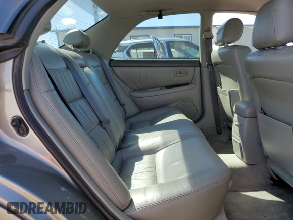 1997 Lexus ES 300 Luxury Sport Sdn with VIN JT8BF22G5V0010767, listed as a Copart auction lot 81738194 with 77,750 mi miles and Salvage Title. Bid and sale history available at carsss.com. Image 10.