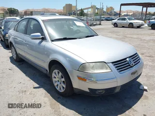 2002 Volkswagen Passat GLS with VIN WVWPD63B22P063209, listed as a IAAI auction lot 42610655 with 173,040 mi miles and . Bid and sale history available at DreamBid. Image 1.