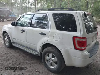 2008 Ford Escape XLT с VIN 1FMCU03118KB61510, выставлен на аукционе IAAI как лот 42626112 с пробегом 185 662 миль миль и . История ставок и продаж доступна на DreamBid. Изображение 3.