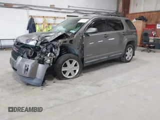 2010 GMC Terrain SLT-1 z VIN 2CTFLGEYXA6230148, wystawiony jako IAAI lot #42353281 z przebiegiem 186 553 mil mil oraz . Historia ofert i sprzedaży dostępna na DreamBid. Obrazek 17.