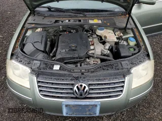 2003 Volkswagen Passat GL с VIN WVWMD63B03E307066, выставлен на аукционе Copart как лот 86142894 с пробегом 84 899 миль миль и Списание • Salvage title. История ставок и продаж доступна на DreamBid. Изображение 11.