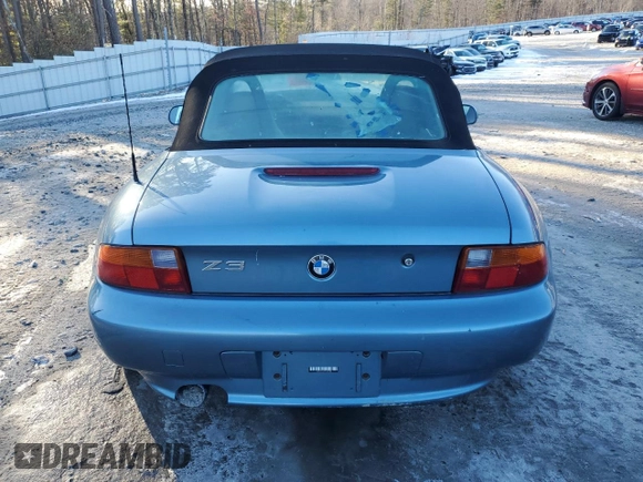 1998 BMW 3 Series 1.9L with VIN 4USCH7332WLD17058, listed as a Copart auction lot 43501705 with 184,965 mi miles and Clean Title. Bid and sale history available at carsss.com. Image 6.