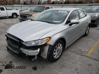 2017 Ford Fusion S with VIN 3FA6P0G77HR273995, listed as a Copart auction lot 82822813 with 113,568 mi miles and Non Repairable. Bid and sale history available at DreamBid. Image 2.