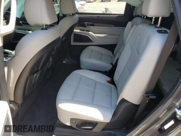 2022 Kia Telluride EX with VIN 5XYP34HC5NG299630, listed as a Copart auction lot 55472225 with 33,322 mi miles and Salvage title. Bid and sale history available at DreamBid. Image 11.