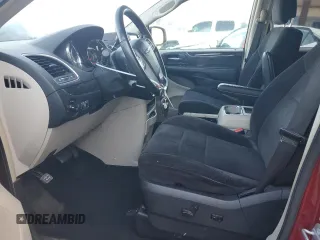 2014 Chrysler Town & Country Touring with VIN 2C4RC1BG1ER172467, listed as a Copart auction lot 51188165 with 177,379 mi miles and Salvage Title. Bid and sale history available at carsss.com. Image 7.