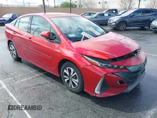 2017 Toyota Prius Plus z VIN JTDKARFP6H3049485, wystawiony jako IAAI lot #41738507 z przebiegiem 114 426 mil mil oraz . Historia ofert i sprzedaży dostępna na DreamBid. Obrazek 1.