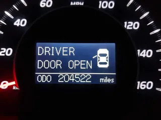 2008 Toyota Camry LE with VIN 4T1BK46K08U056510, listed as a IAAI auction lot 41814715 with 204,522 mi miles. Bid and sale history available at carsss.com. Image 7.