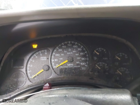 2000 Chevrolet Silverado 1500 LS with VIN 2GCEC19T3Y1333843, listed as a IAAI auction lot 41721344 with 1 mi miles. Bid and sale history available at carsss.com. Image 7.