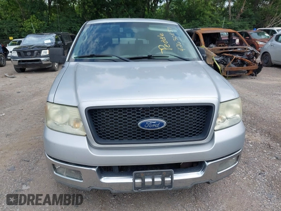 2004 Ford F-150 XL z VIN 1FTPX12594NC24272, wystawiony jako IAAI lot #42630837 z przebiegiem 191 936 mil mil oraz . Historia ofert i sprzedaży dostępna na DreamBid. Obrazek 6.