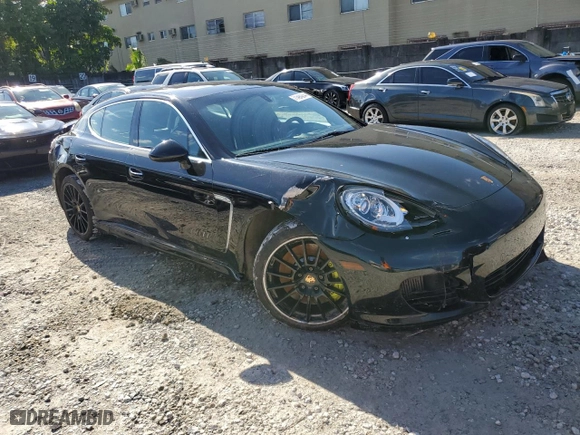 2011 Porsche Panamera Turbo with VIN WP0AC2A76BL090730, listed as a Copart auction lot 71494254 with 117,743 mi miles and Salvage Title. Bid and sale history available at carsss.com. Image 4.