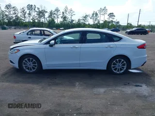 2020 Ford Fusion SE with VIN 3FA6P0H78LR237689, listed as a IAAI auction lot 42492036 with 63,303 mi miles and . Bid and sale history available at DreamBid. Image 14.