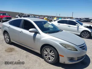 2009 Mazda 6 i Grand Touring z VIN 1YVHP82A295M10375, wystawiony jako IAAI lot #42835061 z przebiegiem 146 986 mil mil oraz . Historia ofert i sprzedaży dostępna na DreamBid. Obrazek 1.