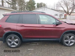 2019 Honda Passport Touring z VIN 5FNYF8H99KB005625, wystawiony jako IAAI lot #41905030 z przebiegiem 64 998 mil mil oraz . Historia ofert i sprzedaży dostępna na DreamBid. Obrazek 14.