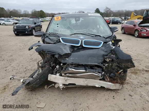 2019 BMW i3 with VIN WBY8P2C50K7E76083, listed as a Copart auction lot 37106933 with 0 mi miles. Bid and sale history available at carsss.com. Image 5.