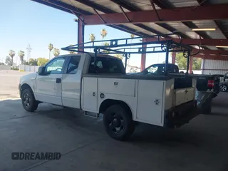 2007 Ford F-150 STX with VIN 1FTRX12W57KA80484, listed as a IAAI auction lot 42618913 with 199,013 mi miles and . Bid and sale history available at DreamBid. Image 3.