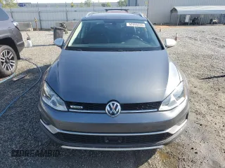 2017 Volkswagen Golf S z VIN 3VWH17AU9HM510718, wystawiony jako Copart lot #52856535 z przebiegiem 61 095 mil mil oraz Szkoda całkowita • Salvage title. Historia ofert i sprzedaży dostępna na DreamBid. Obrazek 5.