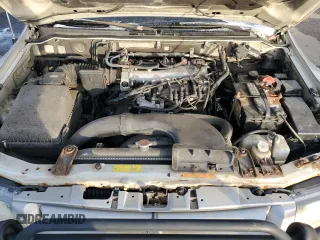2002 Mitsubishi Montero Limited z VIN JA4MW51R12J020808, wystawiony jako Copart lot #41915255 z przebiegiem 127 834 mil mil oraz Czysty tytuł • Clean title. Historia ofert i sprzedaży dostępna na DreamBid. Obrazek 12.