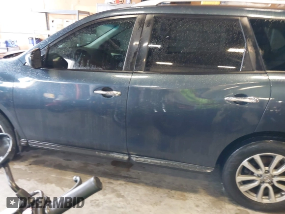 2015 Nissan Pathfinder Platinum с VIN 5N1AR2MN3FC716762, выставлен на аукционе IAAI как лот 42427178 с пробегом 206 057 миль миль и . История ставок и продаж доступна на DreamBid. Изображение 14.