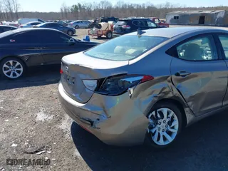 2012 Hyundai Elantra GLS with VIN 5NPDH4AEXCH067658, listed as a IAAI auction lot 41824531 with 61,204 mi miles. Bid and sale history available at carsss.com. Image 6.