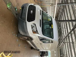 2018 Ford Transit с VIN 1FTYE1CM7JKB31067, выставлен на аукционе IAAI как лот 42742910 с пробегом 64 837 миль миль и . История ставок и продаж доступна на DreamBid. Изображение 13.