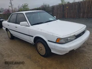 1988 Toyota Camry LE ECT z VIN JT2SV22E3J3227724, wystawiony jako IAAI lot #42026353 z przebiegiem 160 430 mil mil oraz . Historia ofert i sprzedaży dostępna na DreamBid. Obrazek 1.