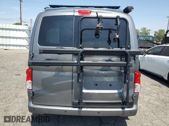 2021 Nissan NV200 SV z VIN 3N6CM0KN7MK705335, wystawiony jako Copart lot #60527375 z przebiegiem 26 095 mil mil oraz Szkoda całkowita • Salvage title. Historia ofert i sprzedaży dostępna na DreamBid. Obrazek 6.