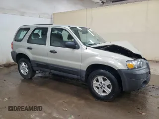 2005 Ford Escape XLS Value with VIN 1FMYU02Z15KB69454, listed as a Copart auction lot 85305344 with 195,662 mi miles and Salvage Title. Bid and sale history available at carsss.com. Image 4.