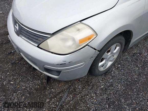 2008 Nissan Versa 1.8 S with VIN 3N1BC13EX8L369608, listed as a IAAI auction lot 42046943 with 133,826 mi miles. Bid and sale history available at carsss.com. Image 12.