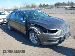 2018 Ford Fusion SE with VIN 3FA6P0HDXJR165459, listed as a IAAI auction lot 41810123 with 97,281 mi miles. Bid and sale history available at carsss.com. Image 1.