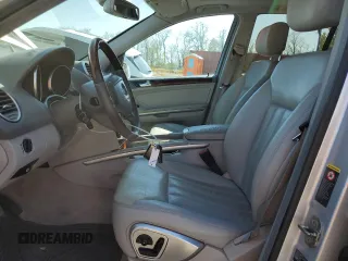 2006 Mercedes-Benz M 500 z VIN 4JGBB75E96A023923, wystawiony jako Copart lot #52966925 z przebiegiem 129 575 mil mil oraz Szkoda całkowita • Salvage title. Historia ofert i sprzedaży dostępna na DreamBid. Obrazek 7.